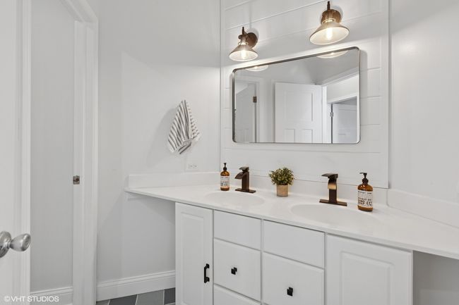 6N142 Riverside Dr, House other with 4 bedrooms, 4 bathrooms and 2 parking in St. Charles IL | Image 20