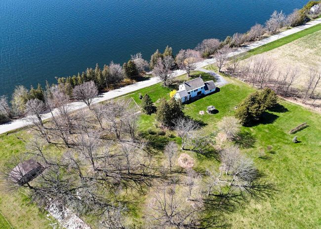 250 West Shore Road, House other with 4 bedrooms, 1 bathrooms and null parking in Grand Isle VT | Image 6