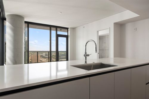 2408-610 Davis Street, Austin, TX, 78701 | Card Image