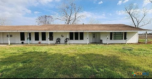 163 N Mehnert St, Yorktown, TX, 78164-3401 | Card Image