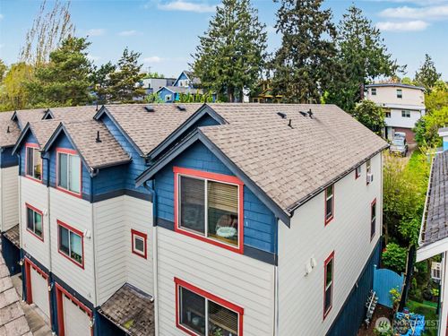e-3318 Wetmore Ave S, Seattle, WA, 98144-6932 | Card Image