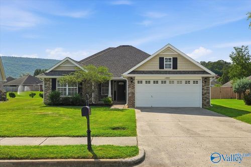 4805 Canterwood Dr Se, Owens Cross Roads, AL, 35763-9263 | Card Image