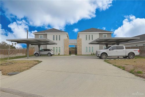 209 Rafael Dr, San Juan, TX, 78589-5236 | Card Image
