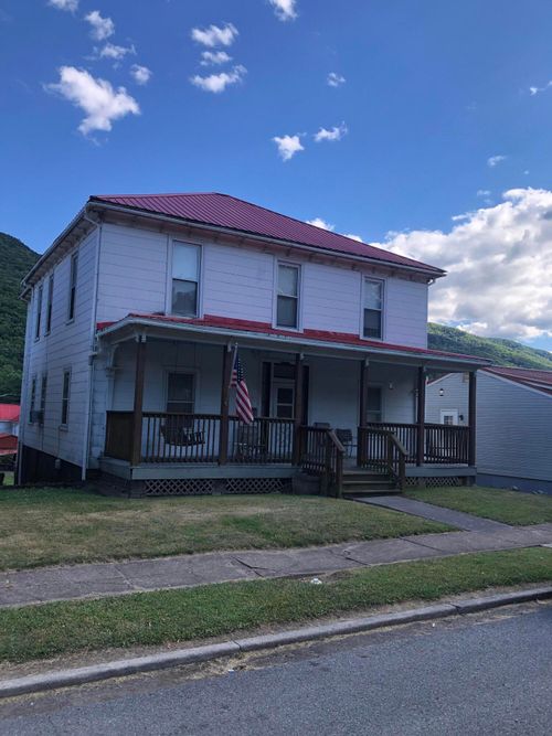 313 Alleghany St, Clifton Forge, VA, 24422 | Card Image