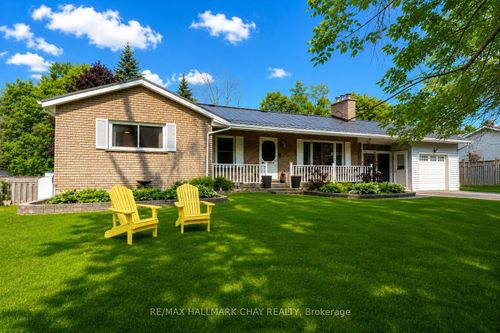 4049 Bayview Ave, Toronto, ON, M2M | Card Image