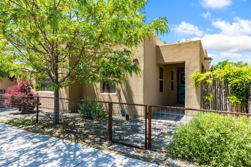 1124 Harrison Road, Santa Fe, NM, 87507 | Card Image