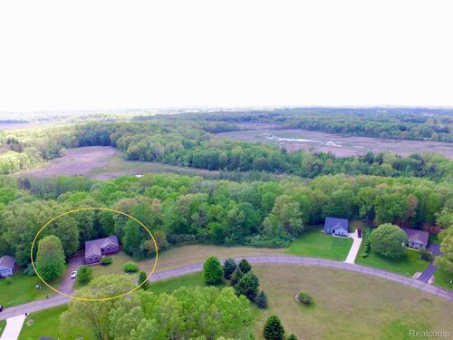 21808 Celestial Cir, Pinckney, MI, 48169-8765 | Card Image