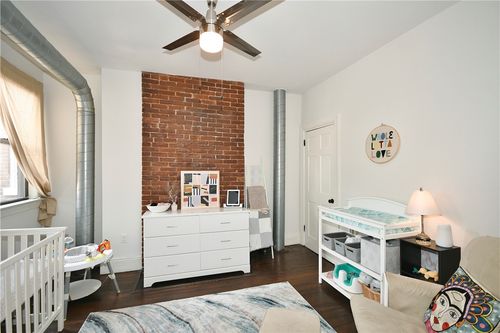 149 Home St, Pittsburgh, PA, 15201-2913 | Card Image