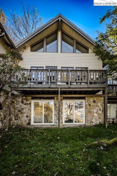 apt-47-115 Pinnacle Ridge Rd, Beech Mountain, NC, 28604-8169 | Card Image