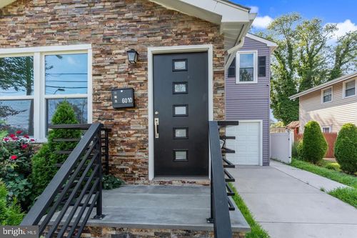 6010 Lexington Ave, PENNSAUKEN, NJ, 08109-4710 | Card Image