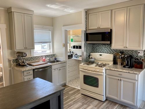 2-80 Lincoln St, Marlborough, MA, 01752-2305 | Card Image