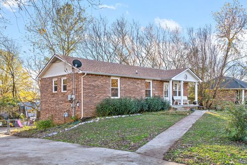 434 Bluff Dr, Clarksville, TN, 37043-1741 | Card Image