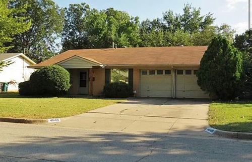4649 Highgrove Dr, Fort Worth, TX, 76132-2313 | Card Image