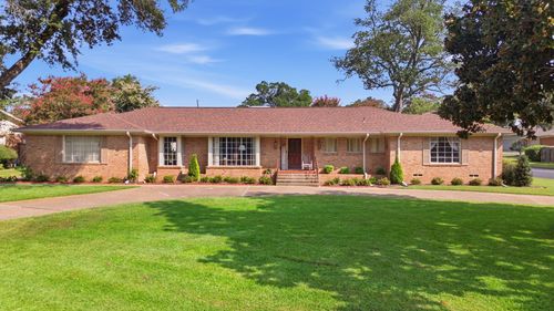 1936 Montrose Dr, Tyler, TX, 75701-5807 | Card Image