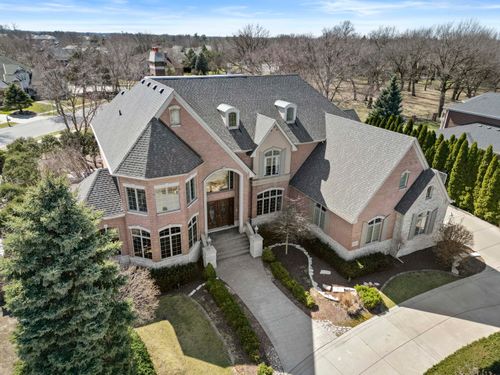 10224 Cherrywood Ln, Munster, IN, 46321-5126 | Card Image