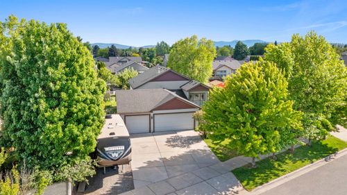 14716 E Crown Ave, Spokane Valley, WA, 99216-3053 | Card Image