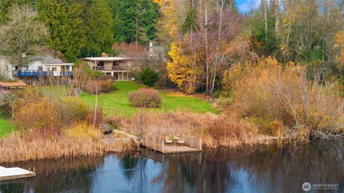 12057 Ne 97th St, Kirkland, WA, 98033-5821 | Card Image