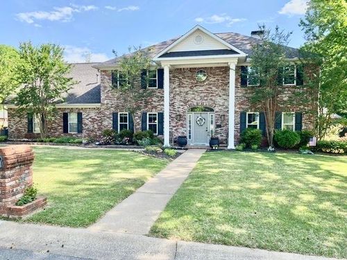11 Riverwood Pl, Maumelle, AR, 72113-6460 | Card Image
