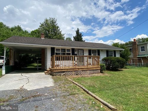 518 Ash St, STRASBURG, VA, 22657-2032 | Card Image