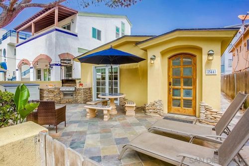 746 Ensenada Ct, San Diego, CA, 92109 | Card Image