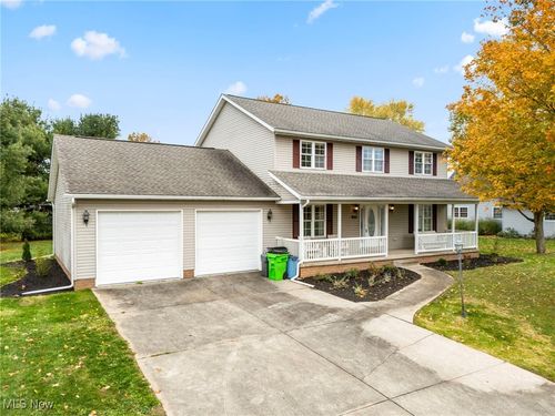 635 Quinten Ave Nw, Strasburg, OH, 44680-9710 | Card Image