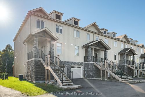 45 Rockmount Cres, Gravenhurst, ON, P1P0A6 | Card Image