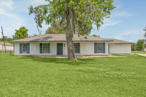 316 Rabbit Trail, Lake Jackson, TX, 77566 | Card Image