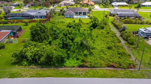 2012 Se Giffen Ave, Port St Lucie, FL, 34952-5824 | Card Image
