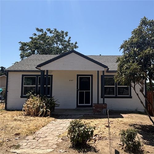 35227 Avenue C, Yucaipa, CA, 92399 | Card Image