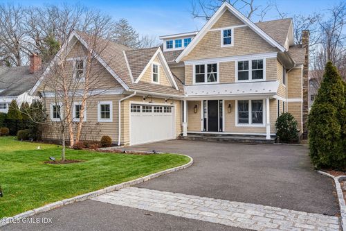 11 Valleywood Rd, Cos Cob, CT, 06807-2317 | Card Image