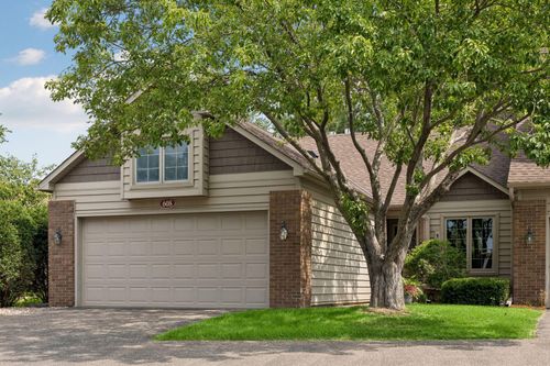 608 Sullivan Dr Ne, Columbia Heights, MN, 55421-1700 | Card Image