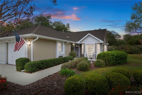 1529 N Foxboro Loop, Crystal River, FL, 34429-7675 | Card Image