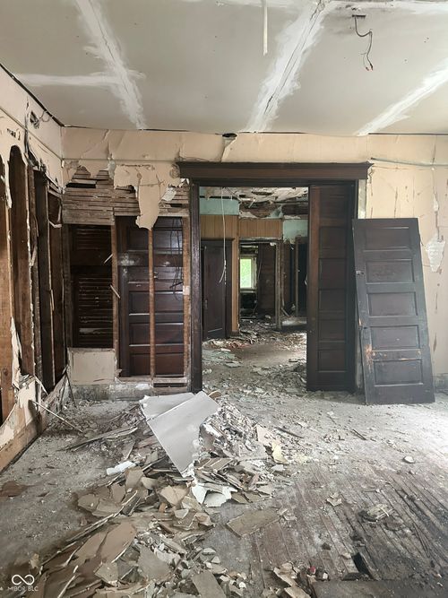 609 E Chandler Ave, Evansville, IN, 47713-2305 | Card Image