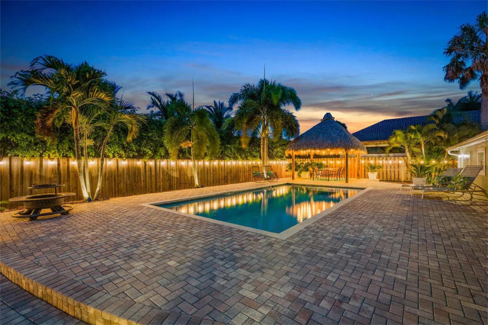 Pennock Point Rd, Jupiter, FL 33458