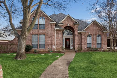 1625 Oak Creek Dr, Hurst, TX, 76054-3344 | Card Image