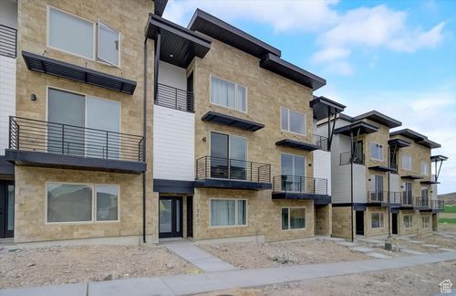 1383 Gambel Oak Way, Park City, UT, 84098-1572 | Card Image