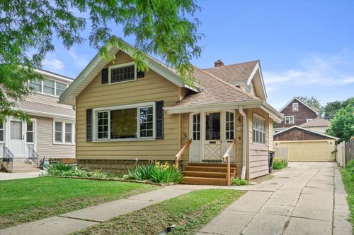 2140 N 64th St, Wauwatosa, WI, 53213-2028 | Card Image