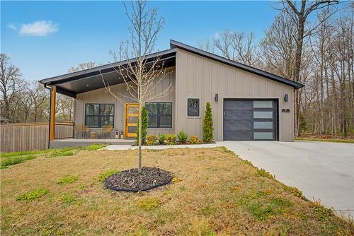 20 Kentallen Ln, Bella Vista, AR, 72715-2903 | Card Image