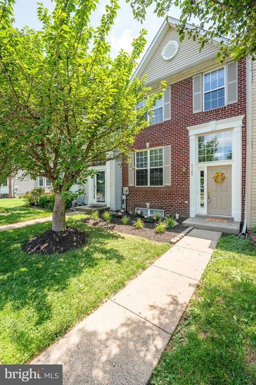 5145 Mclauren Ln, FREDERICK, MD, 21703-6817 | Card Image