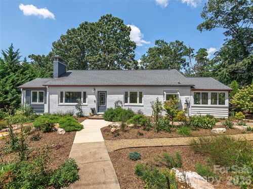 29 White Pine Dr, Asheville, NC, 28805-1803 | Card Image