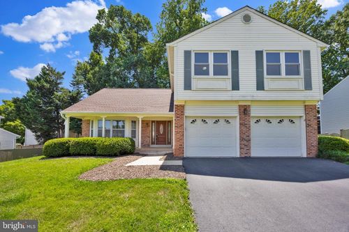 203 Markwood Dr, STERLING, VA, 20165-5816 | Card Image