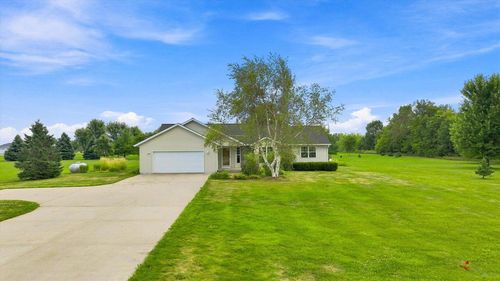 10585 County Road Y, Marshfield, WI, 54449-9509 | Card Image