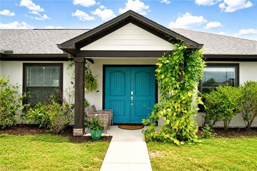 5013 Dania Cir, Labelle, FL, 33935-5392 | Card Image