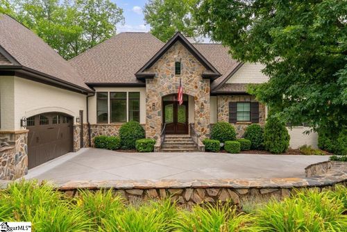 205 Siena Dr, Greenville, SC, 29609-3070 | Card Image