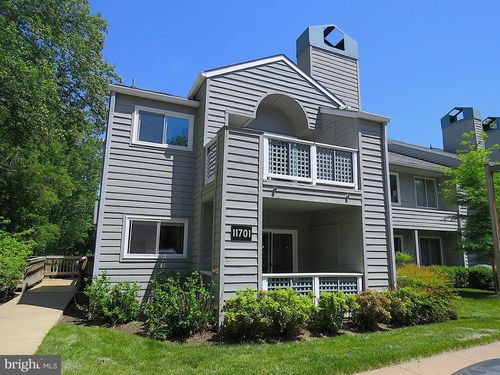 a-11701 Summerchase Cir, RESTON, VA, 20194-1126 | Card Image