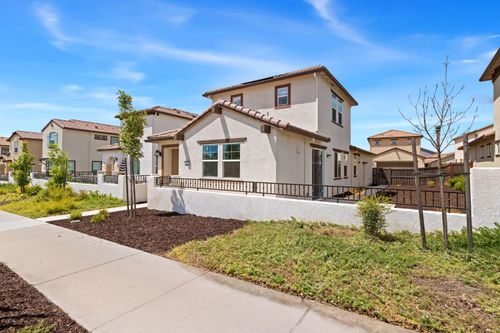 7941 Titan Dr, Antelope, CA, 95843-6070 | Card Image