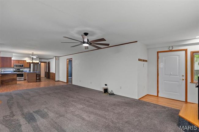 418 E Maple St, House other with 3 bedrooms, 2 bathrooms and 2 parking in Gillespie IL | Image 6