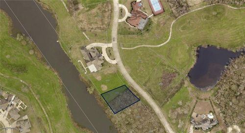 5461 Eastover Dr S, New Orleans, LA, 70128-3660 | Card Image