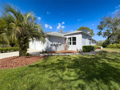 11723 Foxworth Ln, NEW PORT RICHEY, FL, 34654-1730 | Card Image