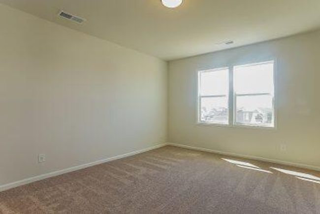 011-photo-bedroom-11006495 | Image 5